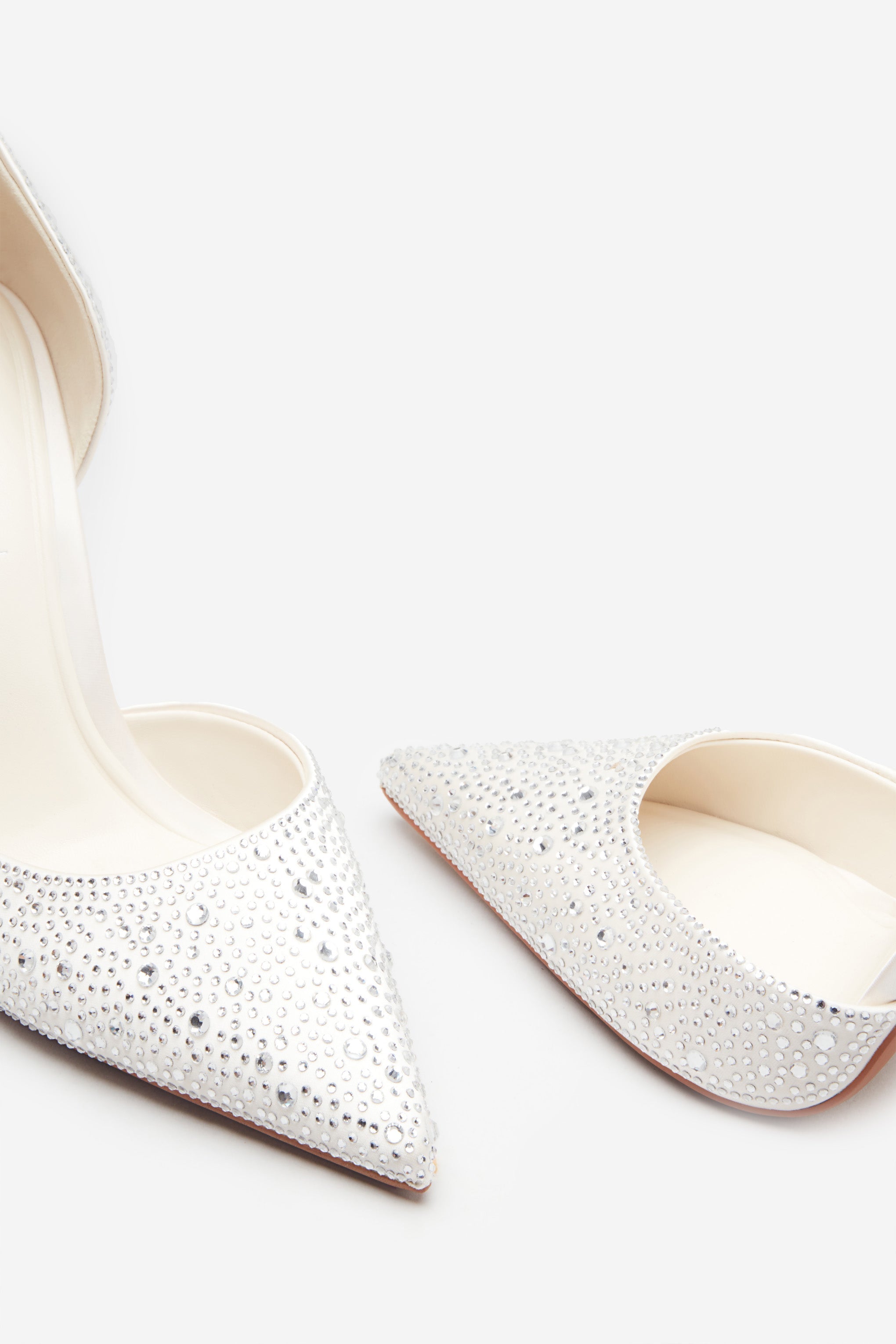 Catcher Ivory Diamante Pointed Court Heels