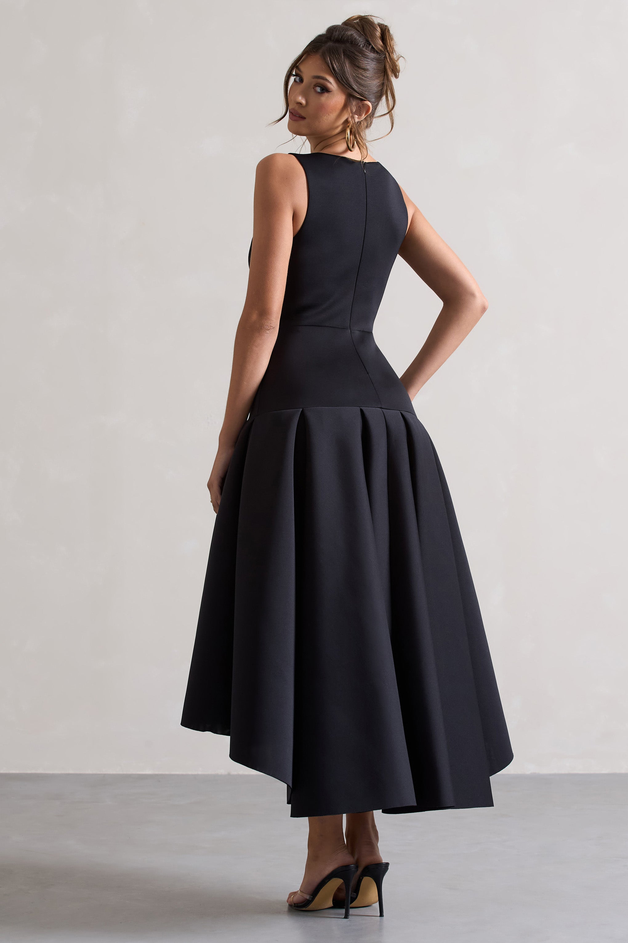 Amoret Black Plunge-Neck Maxi Dress With Volume Hem