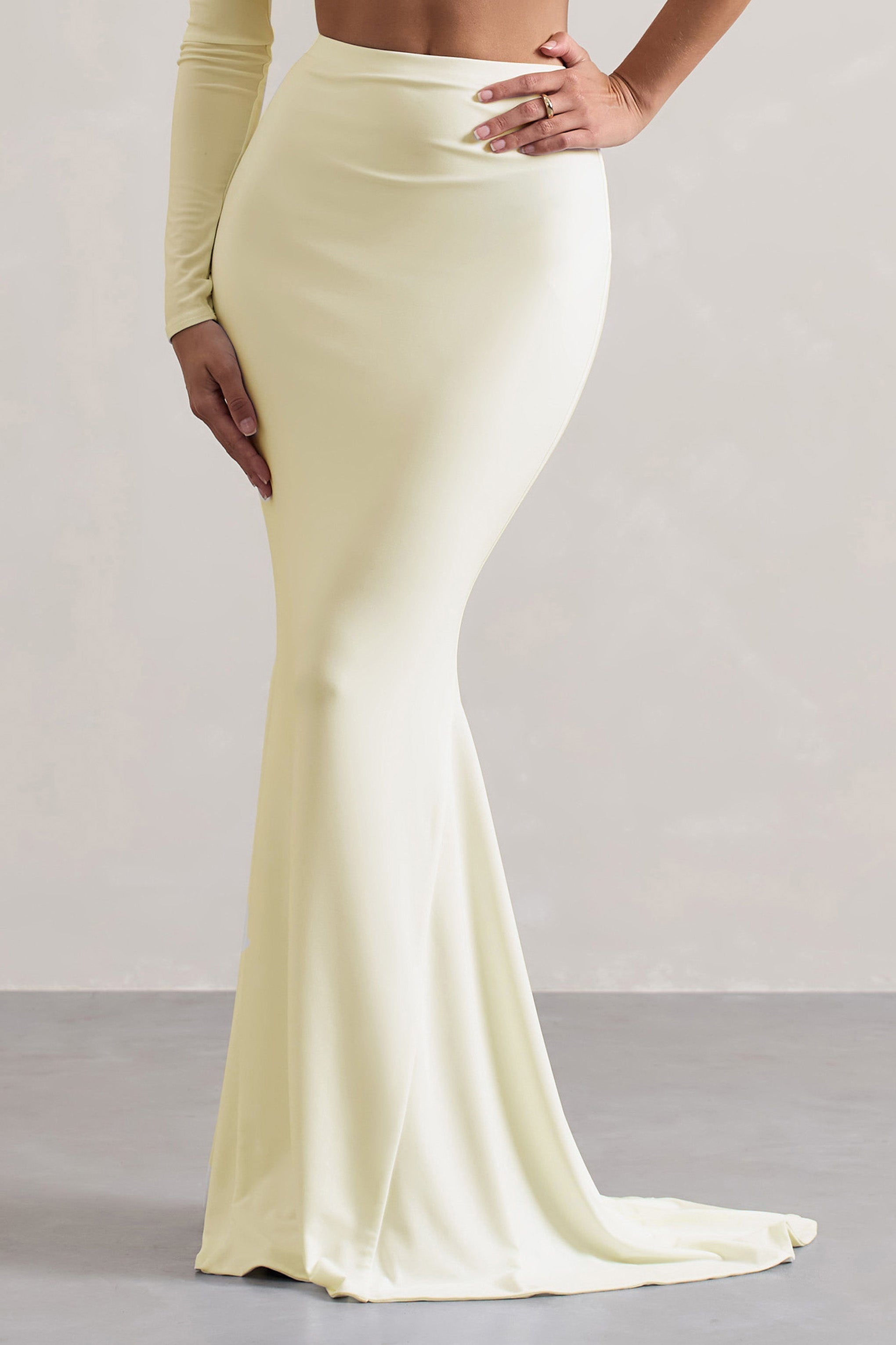 Neomie Cream Fishtail Maxi Skirt